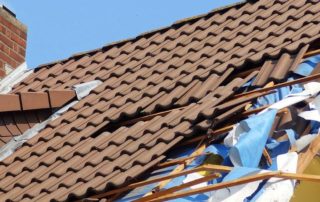 how to file a homeowner’s insurance claim for roof damage