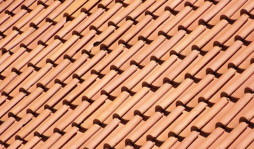 the pros and cons of a tile roof